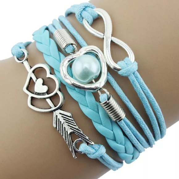 Love & Friendship Are Forever Bracelet - Picture 3 of 4